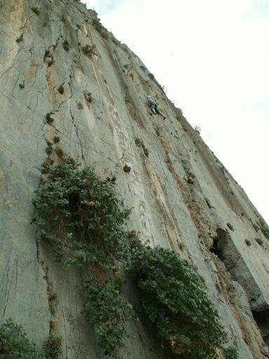 rock cimbing in Greece. Escalada en Grecia